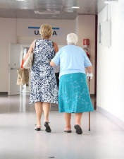 Centro Hospitalar de Leiria divulga alteração de horários  de visitas/acompanhantes/cuidadores
